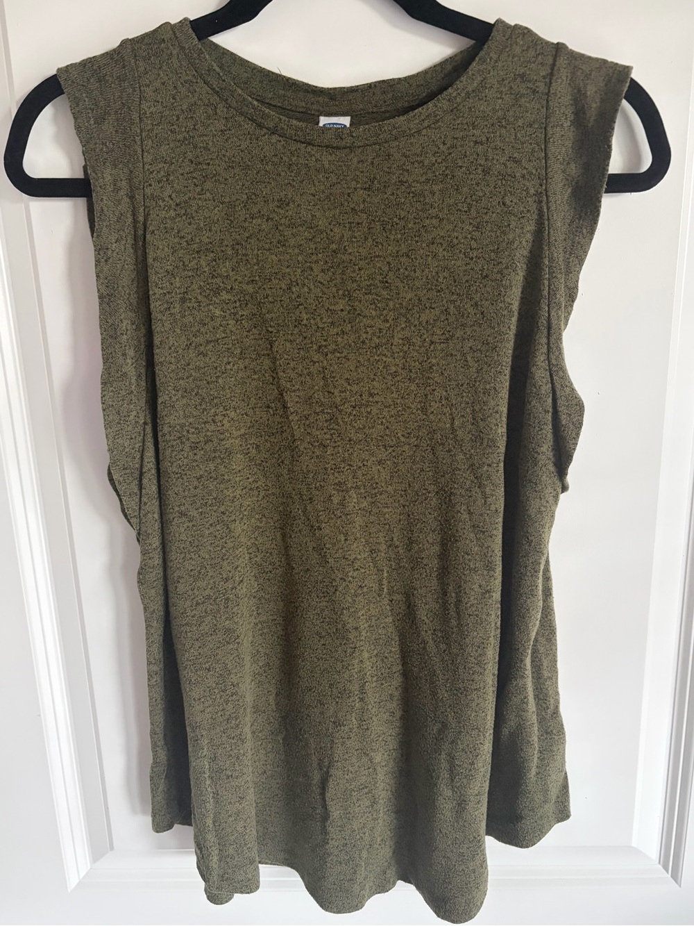 Old Navy Women’s Olive Green Sleeveless Tank Top